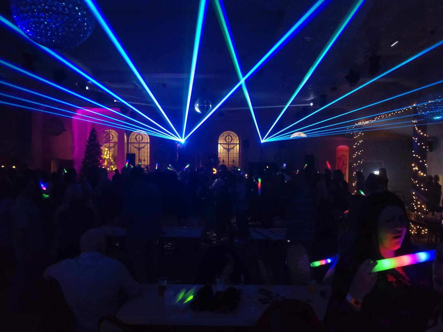 Christmas Party Daytime Clubbing with The Over 30s Club Lowestoft 🎄 night photo 2
